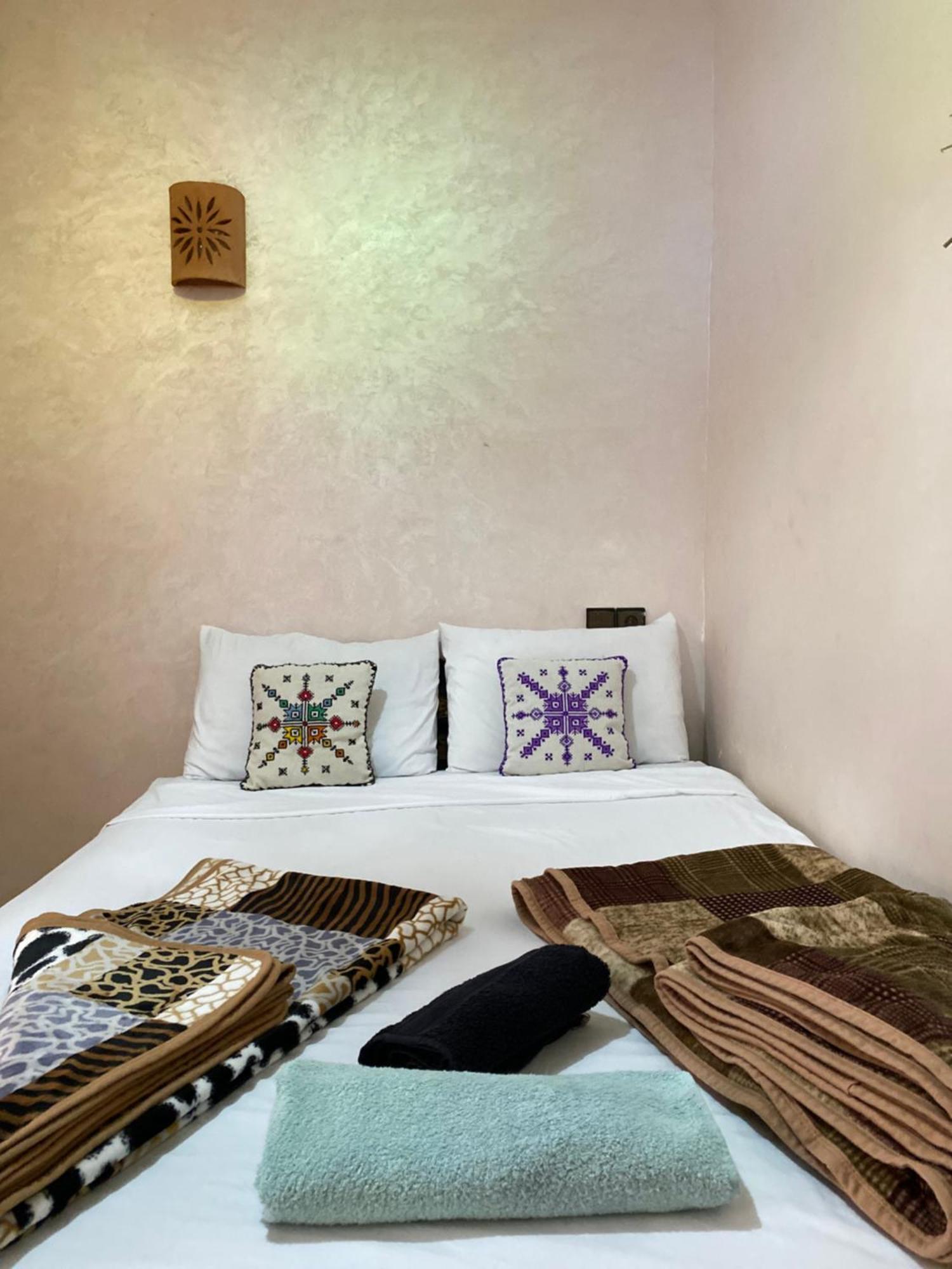 Chill Surfer Hostel Tamraght 외부 사진