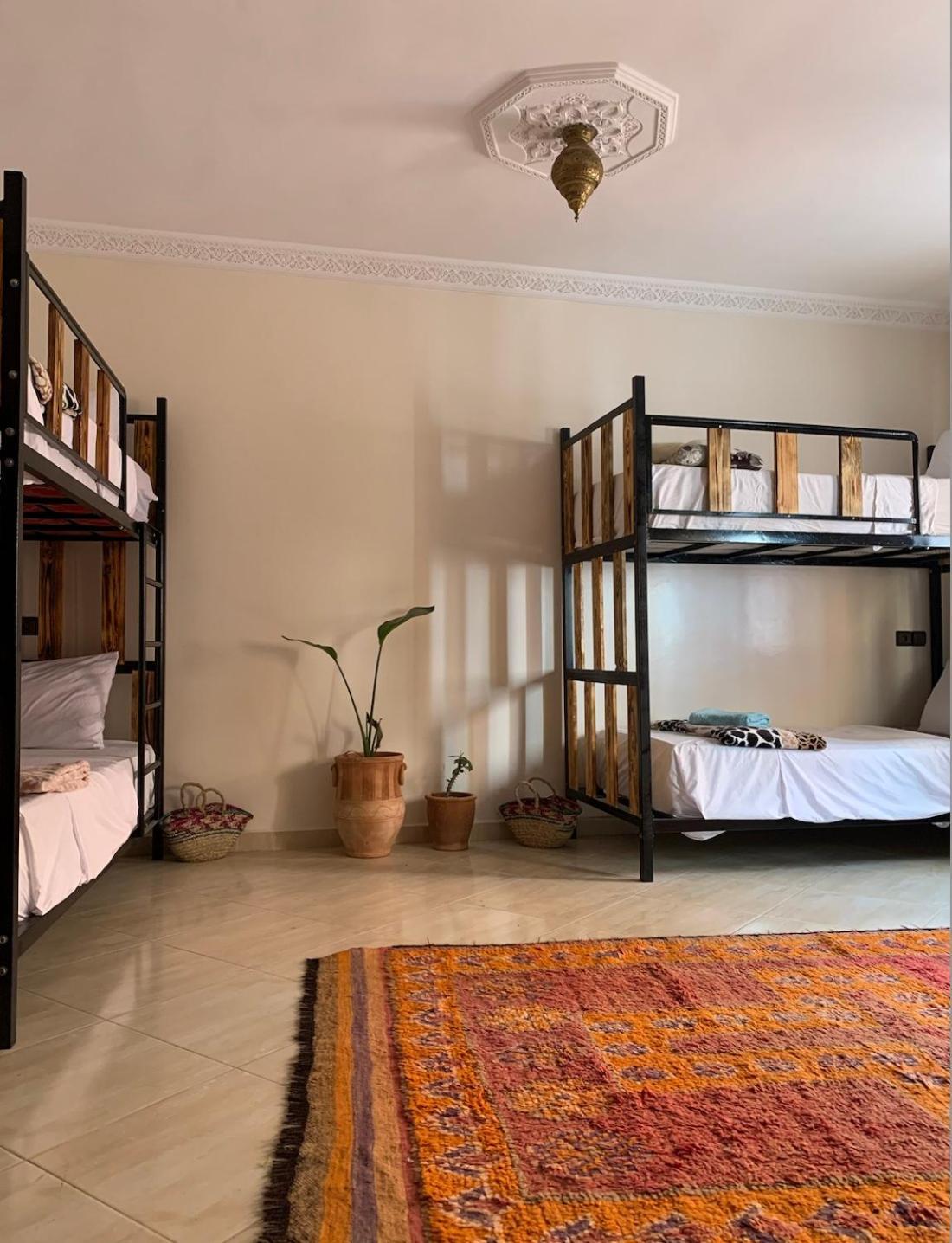 Chill Surfer Hostel Tamraght 외부 사진